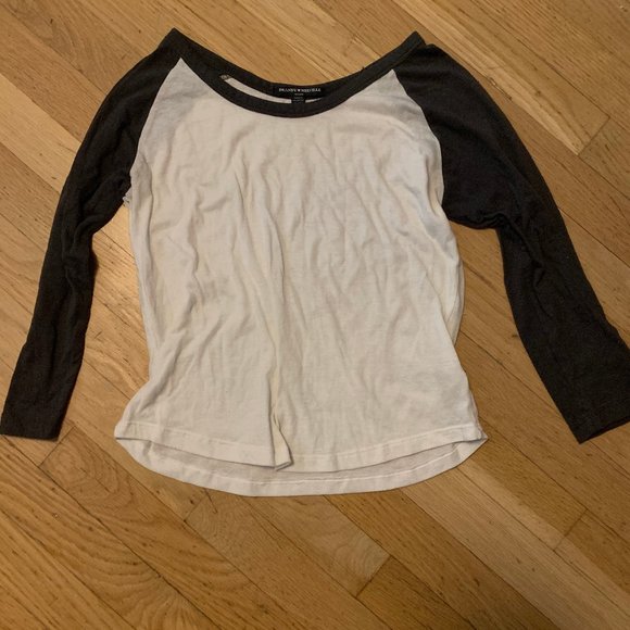 Baseball style gray and white top - Picture 1 of 1